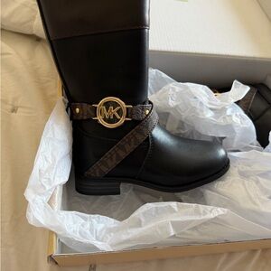 Michael Kors Finley Apryl Boots